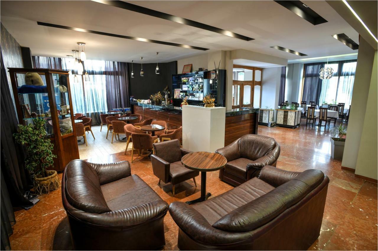 Hotel Timok Knjazevac ภายนอก รูปภาพ