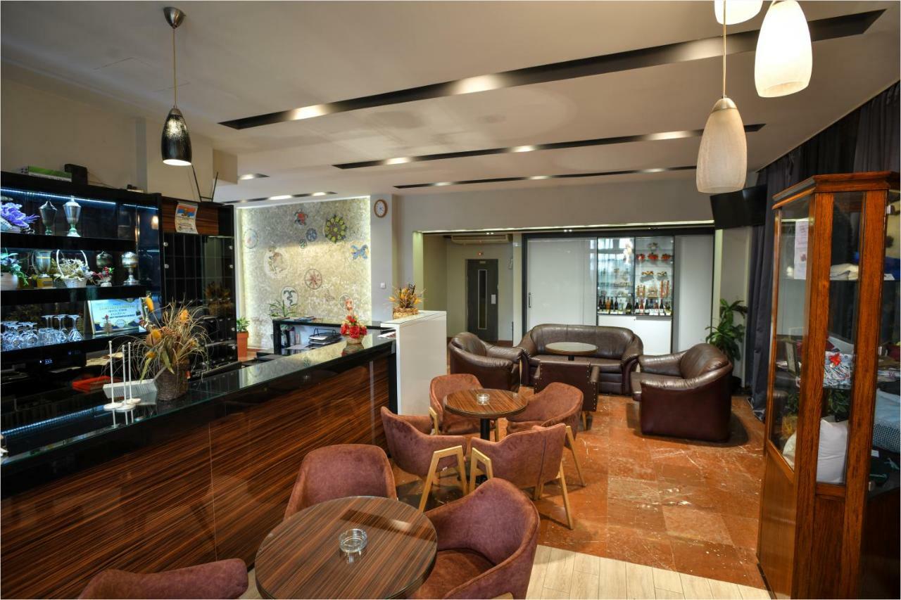 Hotel Timok Knjazevac ภายนอก รูปภาพ